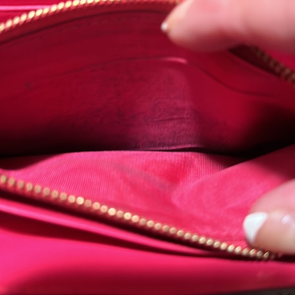 Authentic Salvatore Ferragamo Wallet - Picture 7 of 8